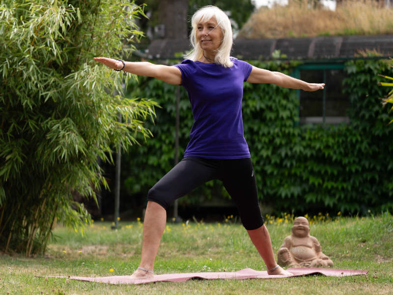 Yoga. Kirsten Schön