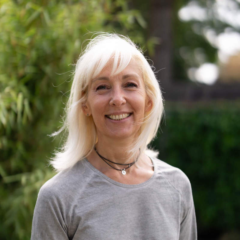 Yoga. Kirsten Schön